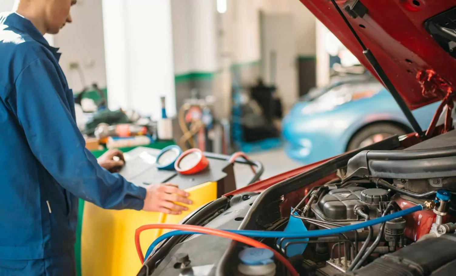 Instalacion de Aire Acondicionado para carros en Bogotá talleres especializados en aire acondicionado automotriz para todas las marcas (1)